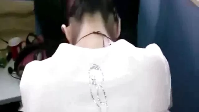 二つのセクシー双子の姉妹ダンス、体操を達裸のままです。 セックス 女性 動画 無料