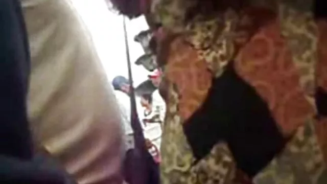 大きなセクシーな赤毛の学生は、丘の上の後ろから犯さ 女の子 av 動画