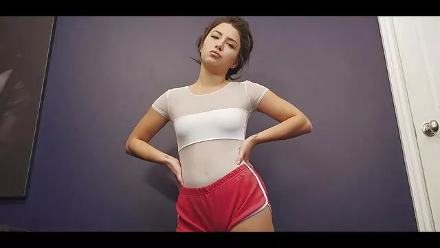 桜デニス赤い映画スター 女の子 おすすめ av