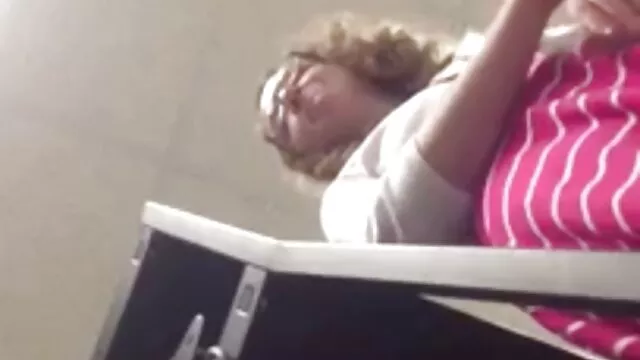 科学フェチBlowjobロシアのアカデミー 女性 媚薬 動画
