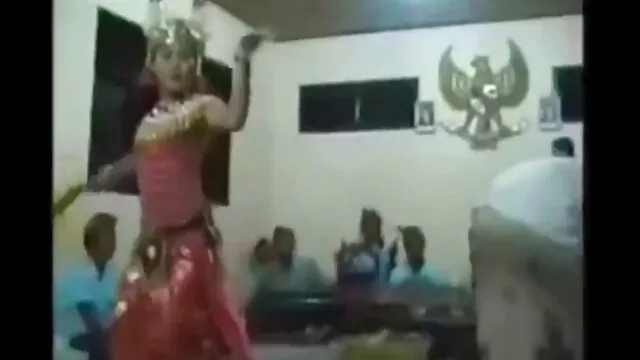 驚きの幅を示して彼女の驚き せっくす 動画 女性
